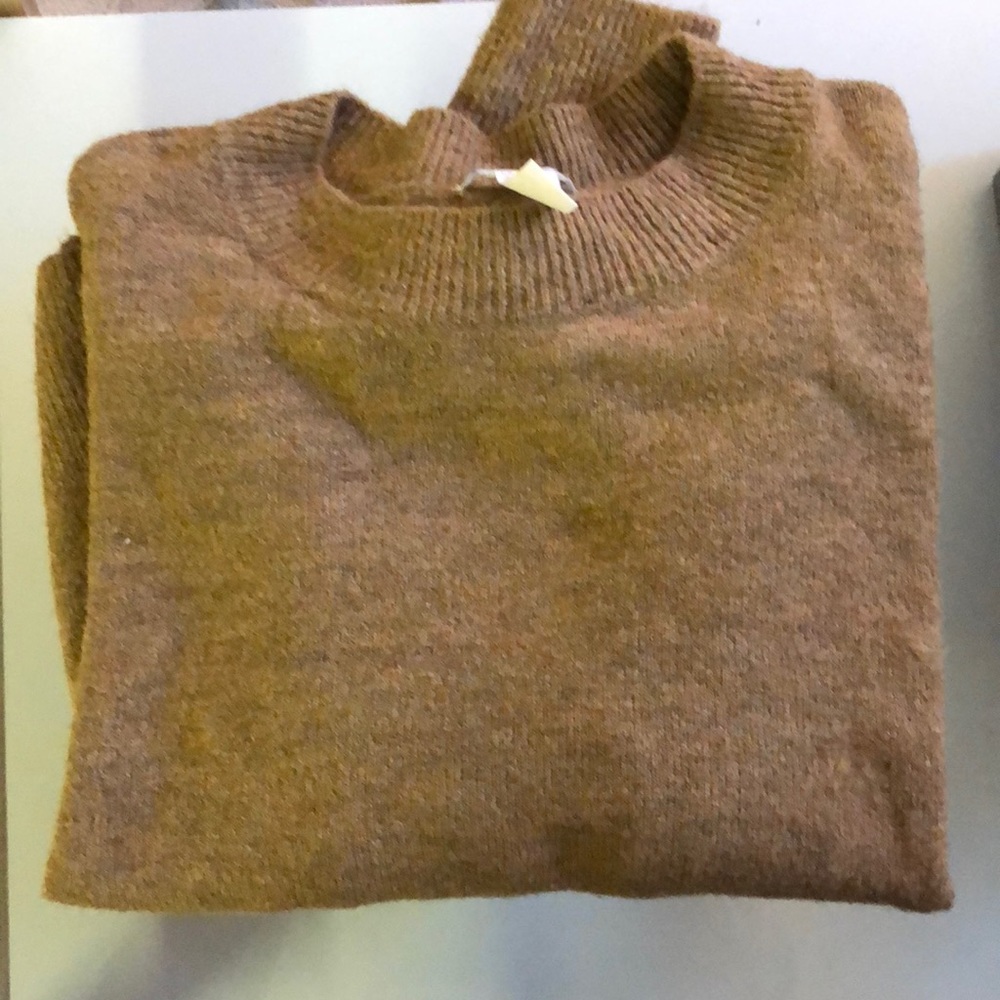 H&M Camel Sweater EUC